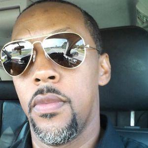 Meet your Posher, Leon